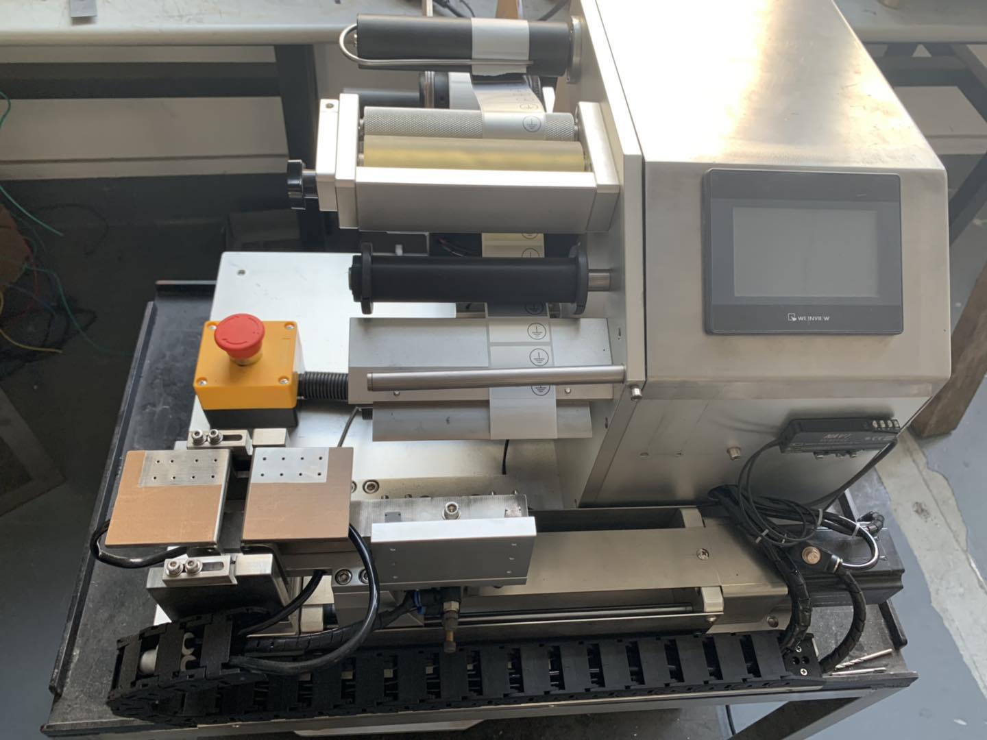 USA customer order 1 set flag labeling machine for rubber band