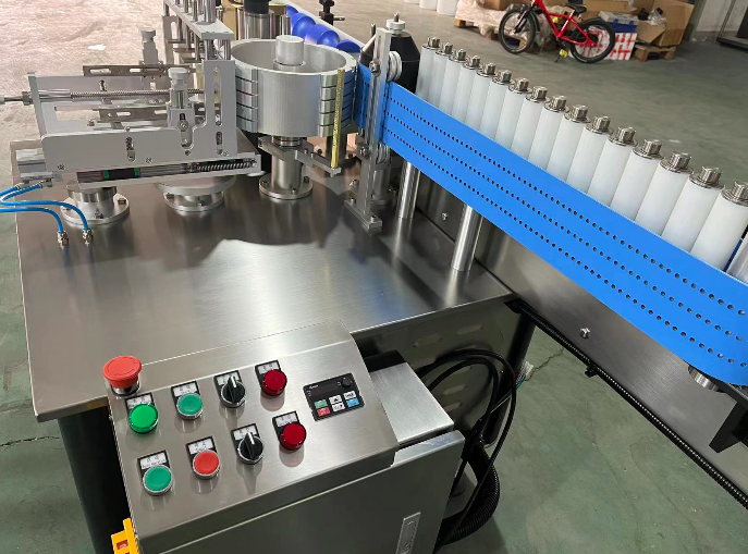 Dubai Customer Confirms Order for Wet Glue Labeling Machine